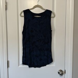 Black Sleeveless Women's Top